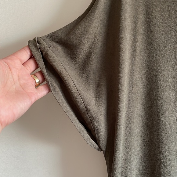 Forever 21 NWOT khaki green kaftan dress / long tunic worn side slits sz L - Picture 3 of 7